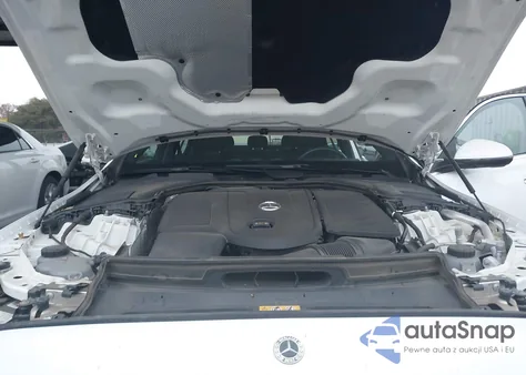 2024 Mercedes-Benz C 300 z USA, uszkodzony, nr VIN W1KAF4HB7RR218094